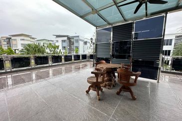 【Fully Renovated】Horizon Hills Jalan Anjung Bungalow Near Tuas