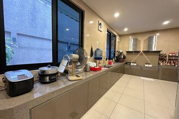 【Fully Renovated】Horizon Hills Jalan Anjung Bungalow Near Tuas
