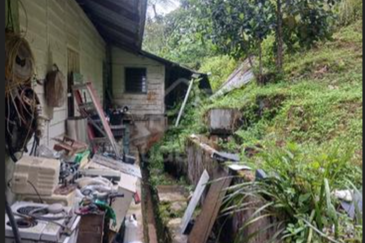 BANDAR BARU TANAH RATA