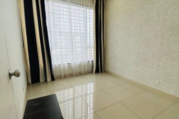 Dedaun Hijau (Greenfield Regency)