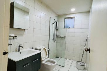 Dedaun Hijau (Greenfield Regency)