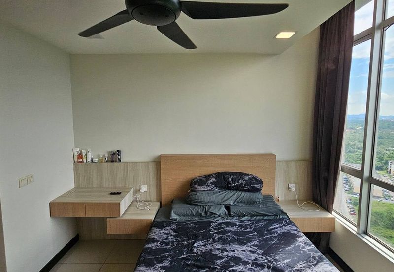 Dedaun Hijau (Greenfield Regency)