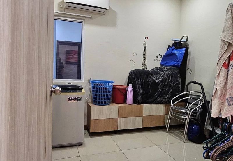 Dedaun Hijau (Greenfield Regency)