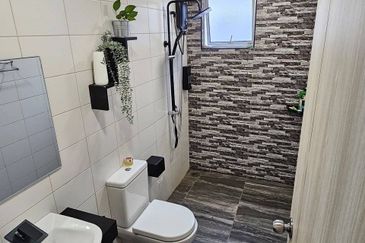 Dedaun Hijau (Greenfield Regency)