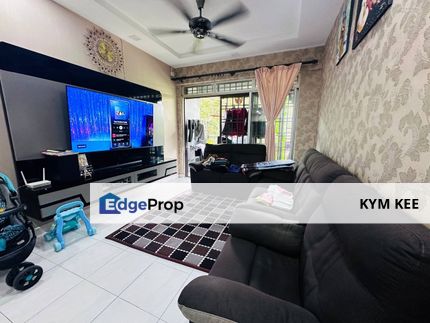 Sri Akasia Apartment 3 Bed Renovated Pool View Tampoi Indah Near JB Town CIQ, Johor, Tampoi