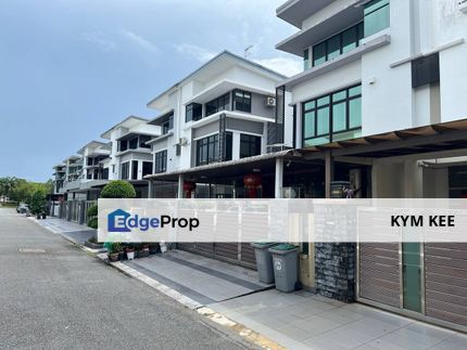 【Fully Renovated】Opal Residence @ Mutiara Mas 3 Storey Cluster 32x60 Mutiara Rini , Johor, Skudai