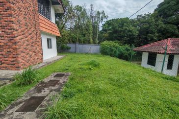 Jalan Straits View 1