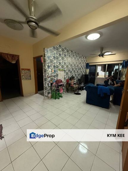 Lily & Jasmine 3 Bed Level 2 Tampoi Indah Near JB Town CIQ, Johor, Tampoi