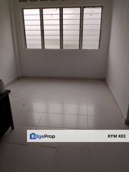 Flat Pulai Utama 3 Bed Tingkat 2 Skudai, Johor, Skudai