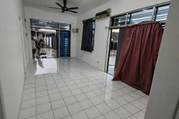 Jalan Nusa Jaya Mas 1/4