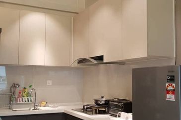 Baypoint @ Country Garden Danga Bay