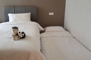 Baypoint @ Country Garden Danga Bay