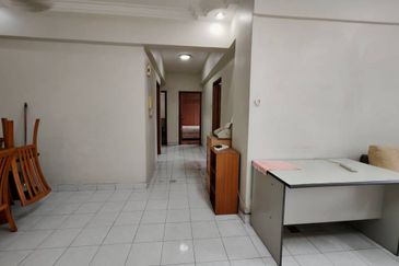 Dwi Mahkota Condominium