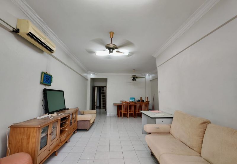 Dwi Mahkota Condominium