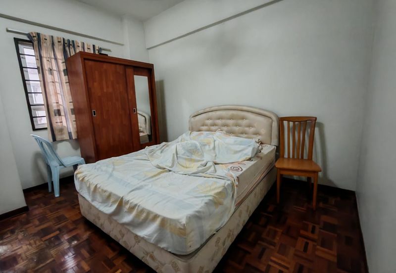 Dwi Mahkota Condominium