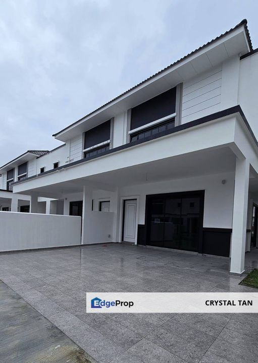 𝐄𝐜𝐨z 𝐛𝐨𝐭𝐚𝐧𝐢𝐜 新区  全新二手单位出售‼️稀有双层排楼 30x60 拥有超美的环境 🎈✨, Johor, 