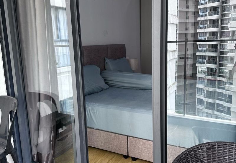 Baypoint @ Country Garden Danga Bay