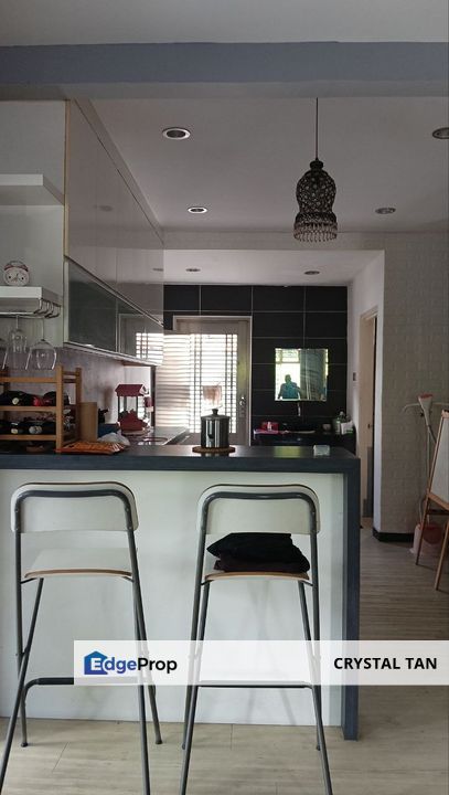 🏡  2 楼半角头全装修单位  ☘ 士古來好房子介绍 ❗️🎉🎉 ☘️ Corner Lot 还有 Extra Land  20ft 📍Jalan Hang Lekir @ Taman Skudai Baru 2 , Johor, Skudai