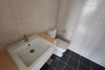 UMCity Medini Lakeside