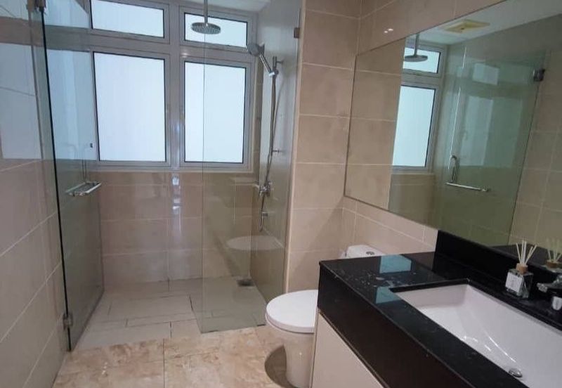 Paradiso Nuova Medini