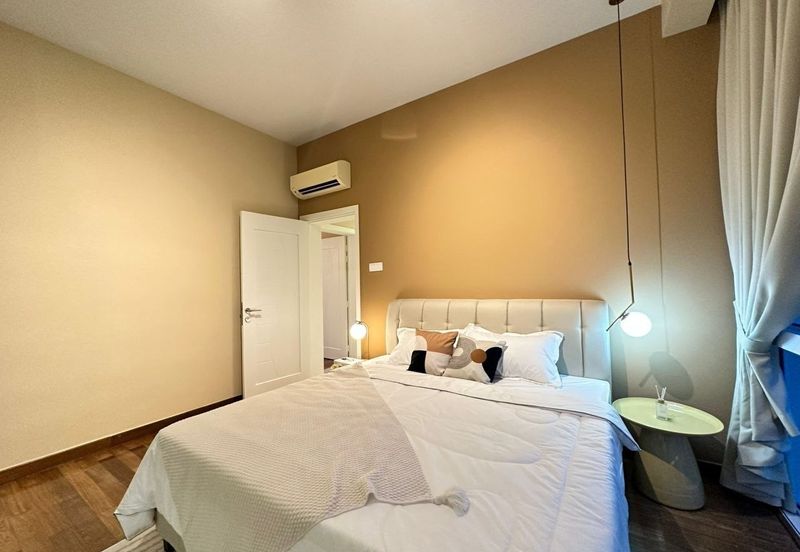 Paradiso Nuova Medini