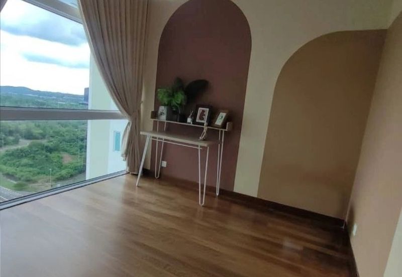 Paradiso Nuova Medini