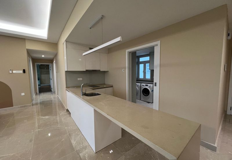 Paradiso Nuova Medini