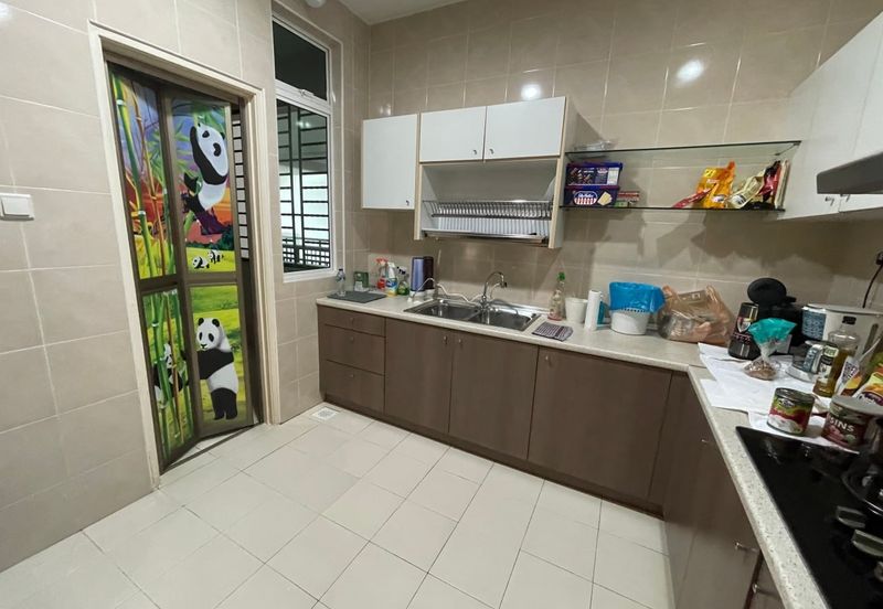 Sri Samudera Seaview Residence Suites