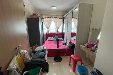 Sri Samudera Seaview Residence Suites