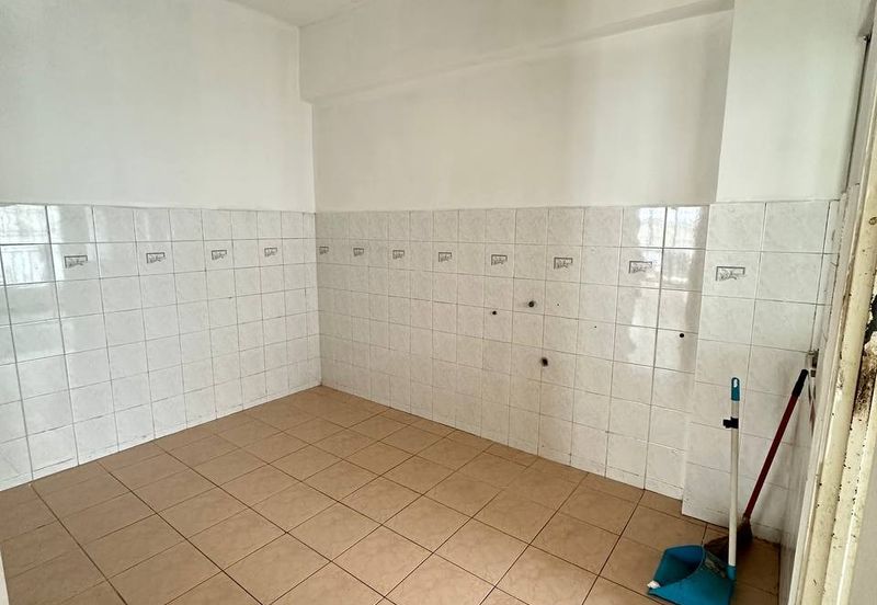 Ria 1 Apartment, Taman Megah Ria