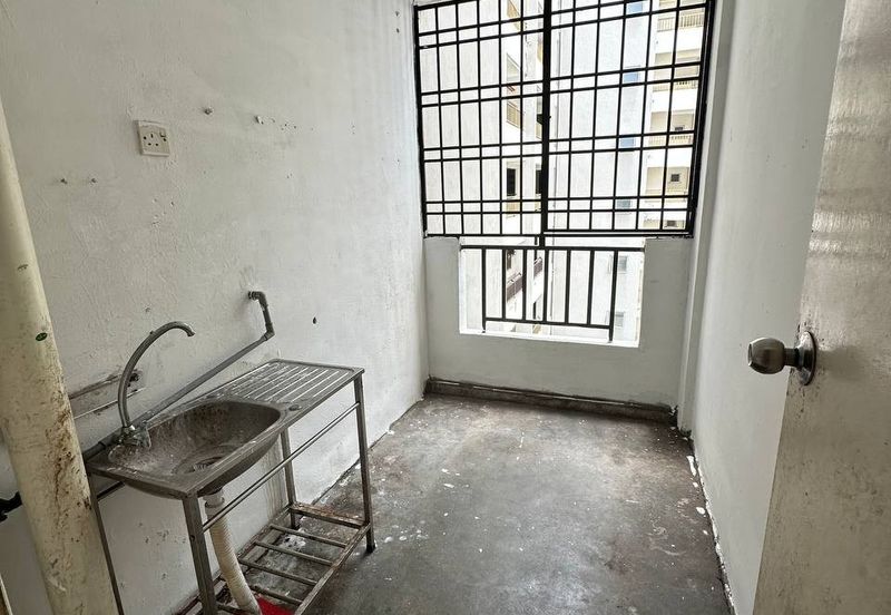 Ria 1 Apartment, Taman Megah Ria