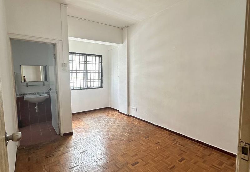 Ria 1 Apartment, Taman Megah Ria