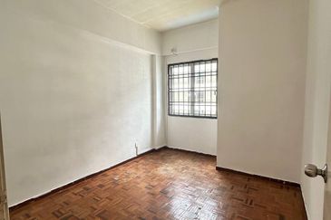 Ria 1 Apartment, Taman Megah Ria