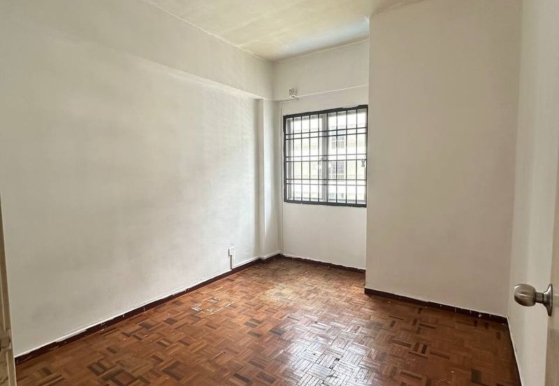 Ria 1 Apartment, Taman Megah Ria