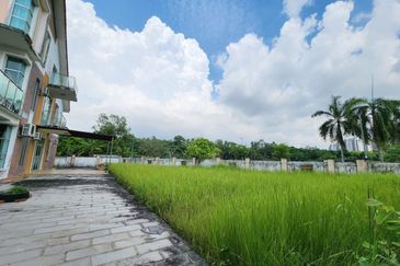 Bandar Baru Seri Alam