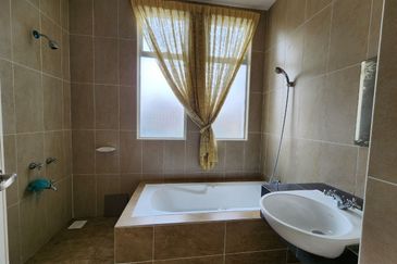 Bandar Baru Seri Alam