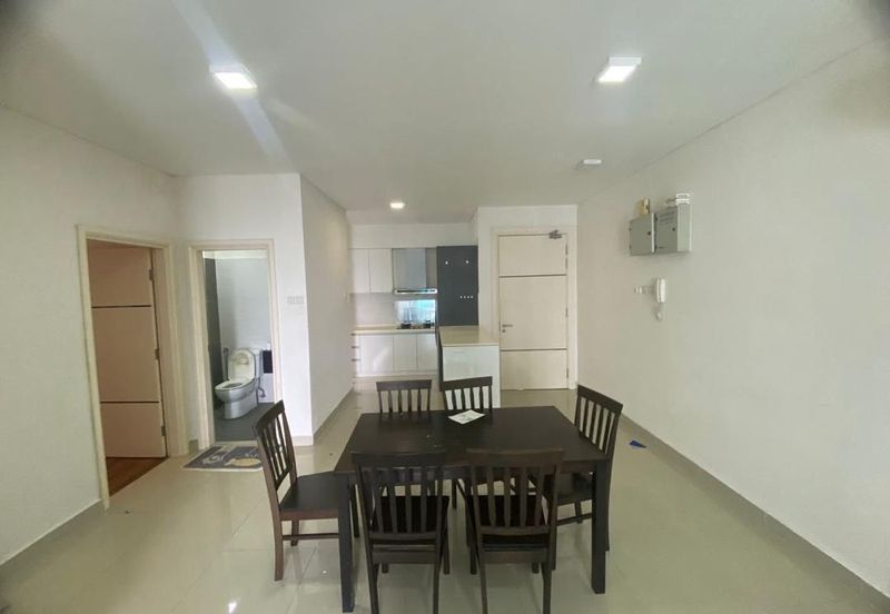 1Medini & Medini Signature