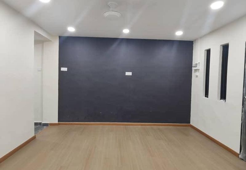 Flat Bandar Selesa Jaya