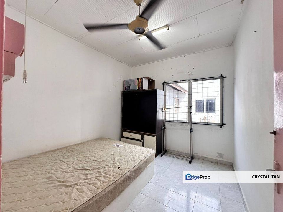 Flat Selesa Jaya Low Cost 4th Floor , Johor, Skudai