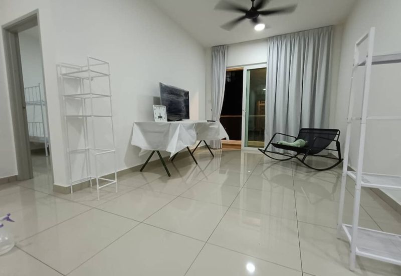 Seasons Luxury Apartments @ Amara Larkin