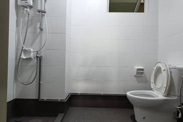 Seasons Luxury Apartments @ Amara Larkin