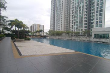 Covil By The Sea @ Meridin Bayvue