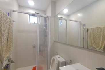 Covil By The Sea @ Meridin Bayvue