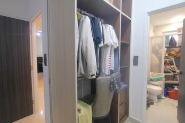 Covil By The Sea @ Meridin Bayvue