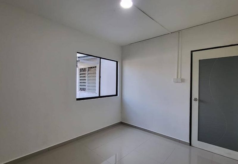 Flat Bandar Selesa Jaya