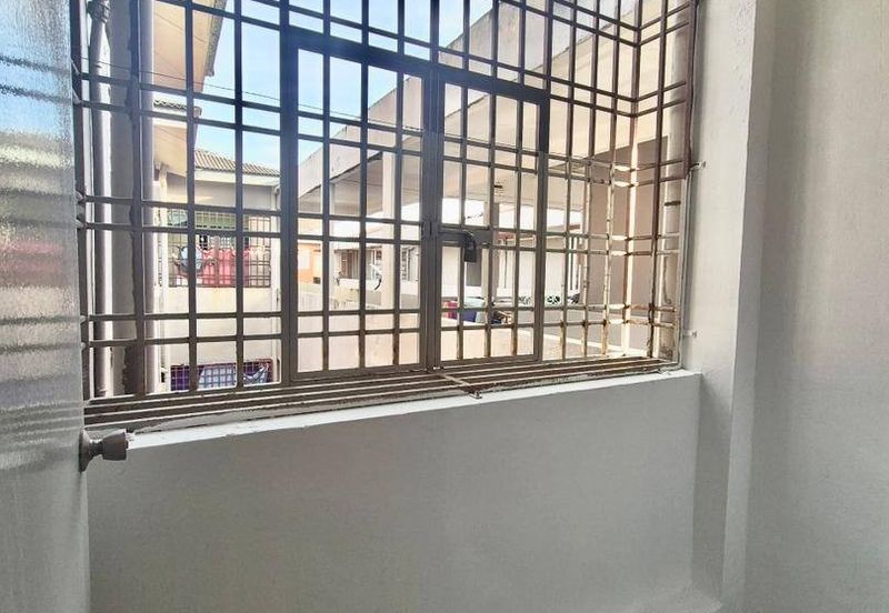 Taman Pulai Utama Flat