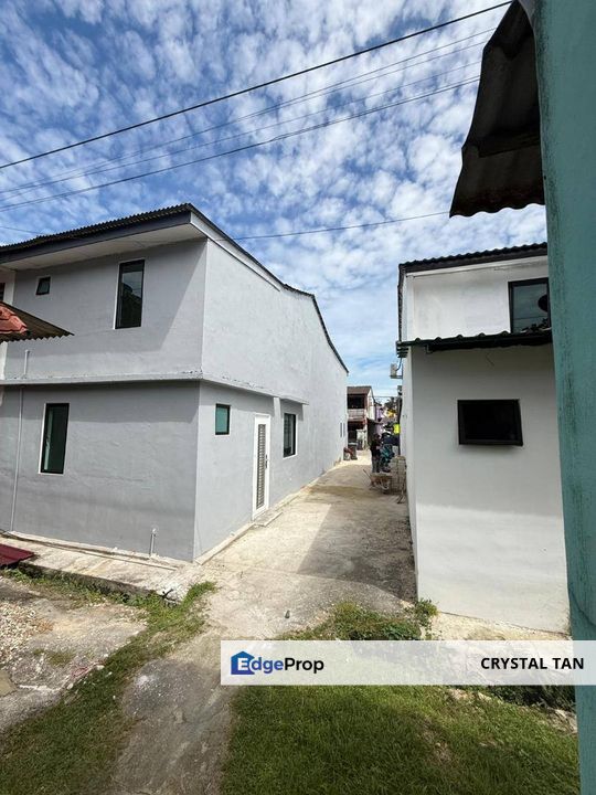 🔥☘️ *Permas Jaya美美全装修Low Cost,楼上楼下全扩建4房2厕还有大大balcony‼️* ☘️🔥, Johor, Permas Jaya/Senibong