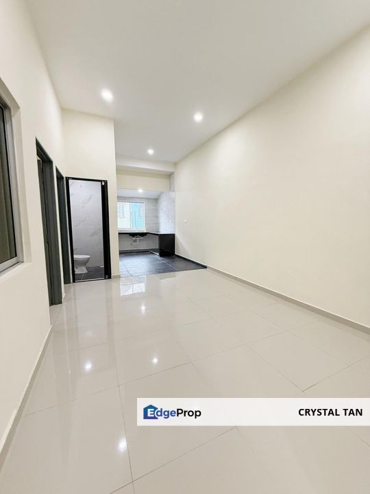 Taman Perling Jalan Camar 稀有大款单层排屋 四通发达地点 全装修AAA单位 大款22x76ft🔥环境一流 Nearby Sutera Utama Tampoi Bukit Indah Bandar Baru Uda Selesa Jaya Nusa Jaya Mas JB, Johor, Johor Bahru