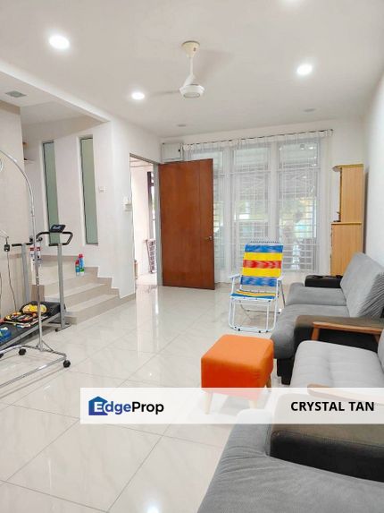 Mount Austin区，市场少有的落地窗、简约时尚好看 🌼而且还是Unblock View单位，不挡风🥰  JP Perdana @ Cube 166 Double storey terrace house , Johor, Johor Bahru