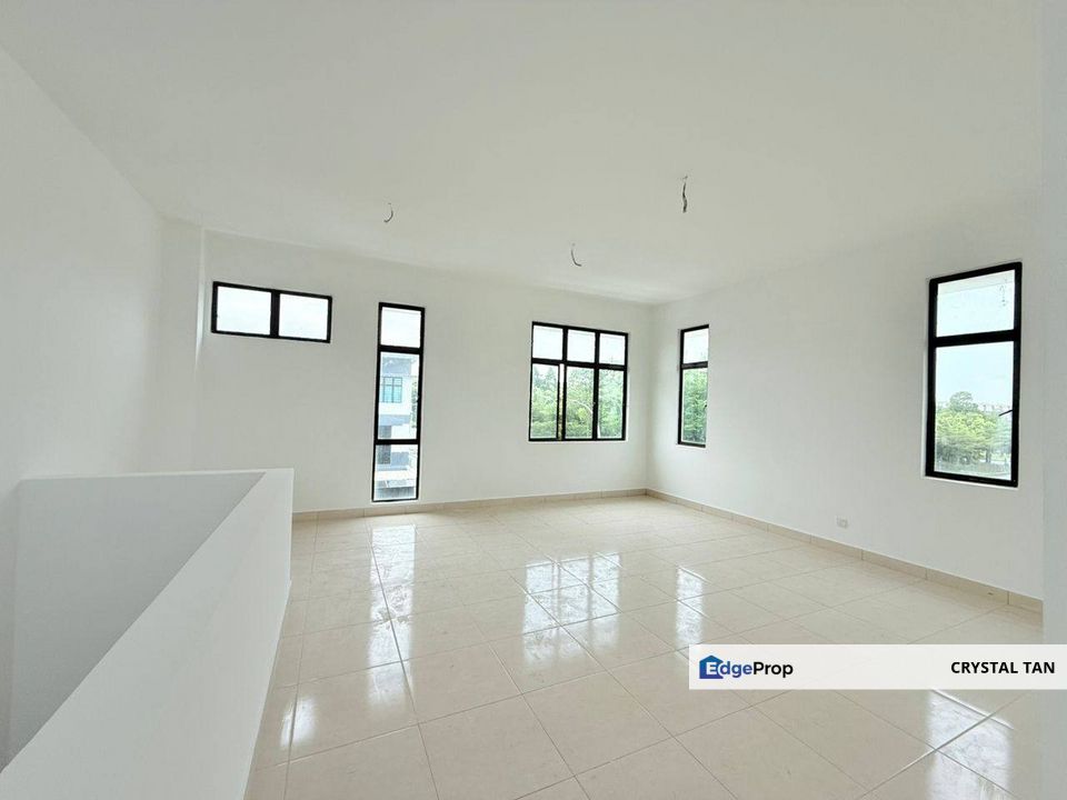 Taman Seri Austin 1/x (Near to Starbucks ) - Double Storey Terrace House , Johor, Johor Bahru